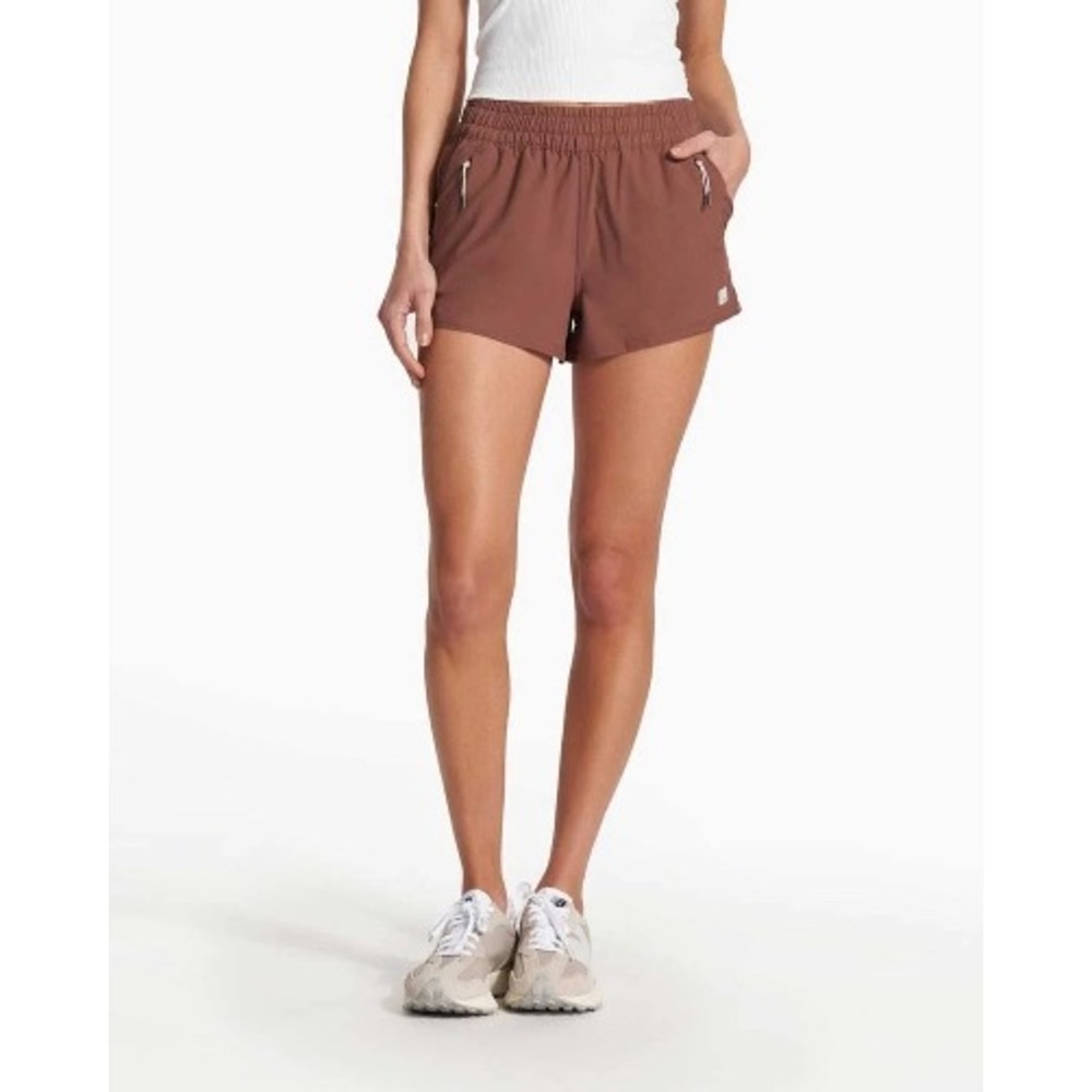 Vuori | Dash Short Medium Brown Athletic Running Training Pockets Gorpcore Hike